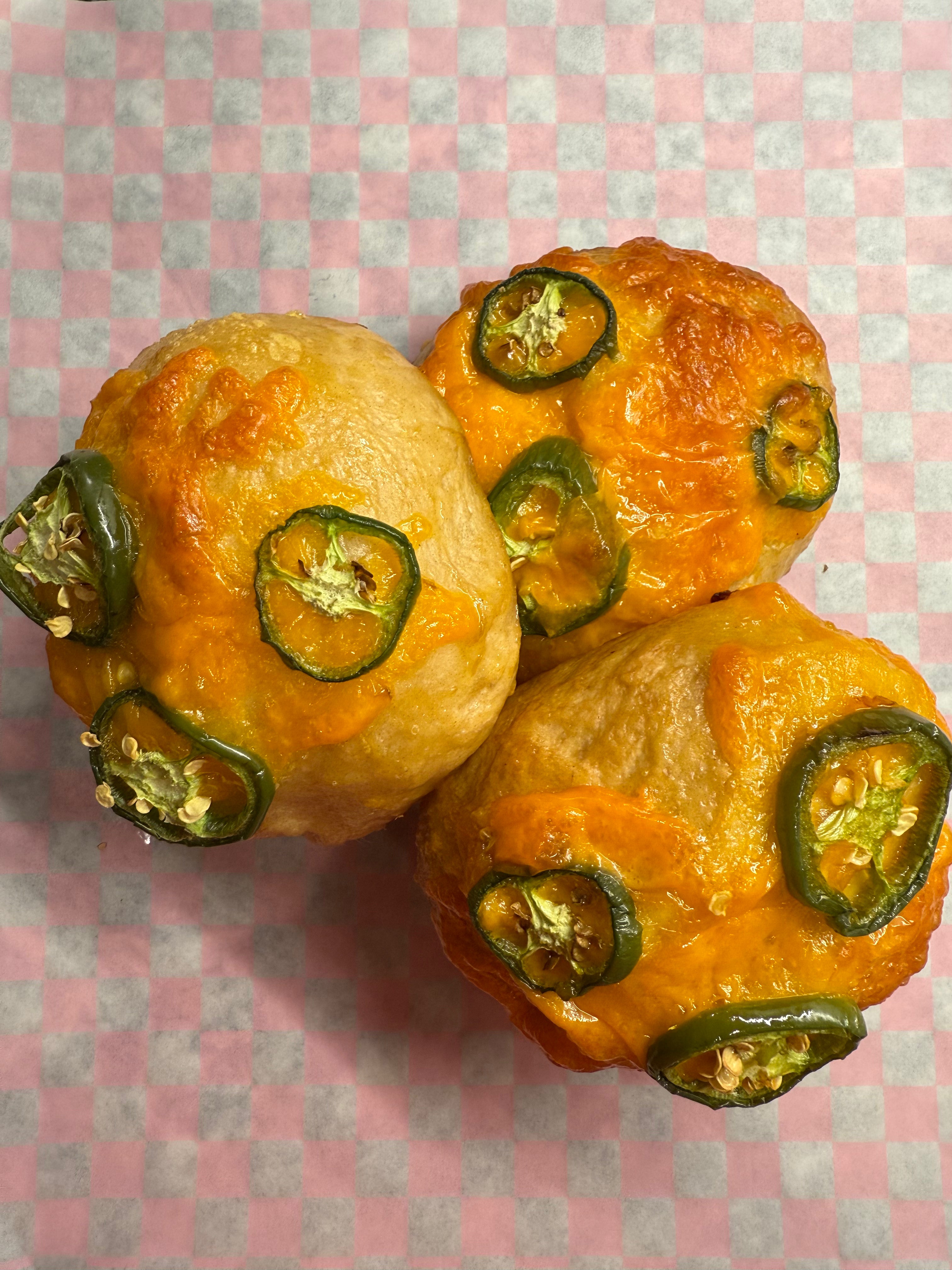 Jalapeño Cheddar Sourdough Bagels